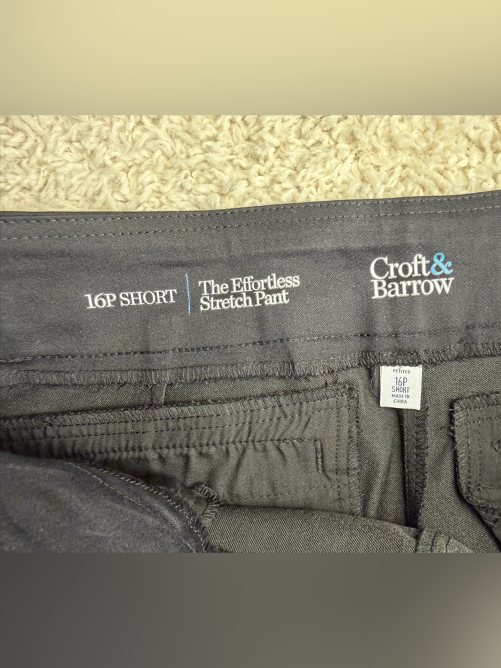 Women’s 16P Pull-On Black Capris - Picture 3 of 6